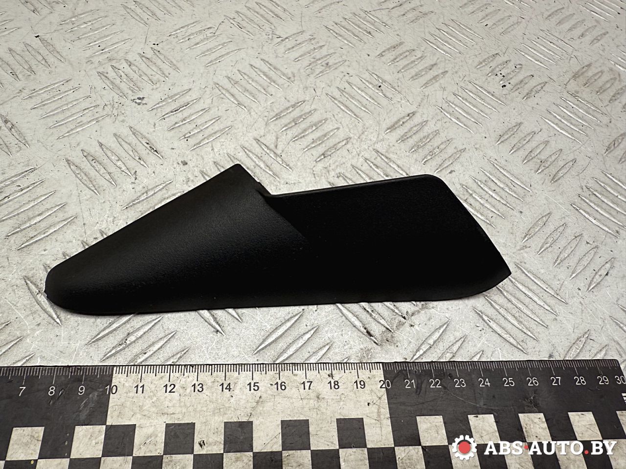 молдинг двери передней правой Citroen C4 Picasso 1 поколение 2011, 1.6 л., 9HR (DV6C), дизель, МКПП, правый руль, 9654144477 - фото №1