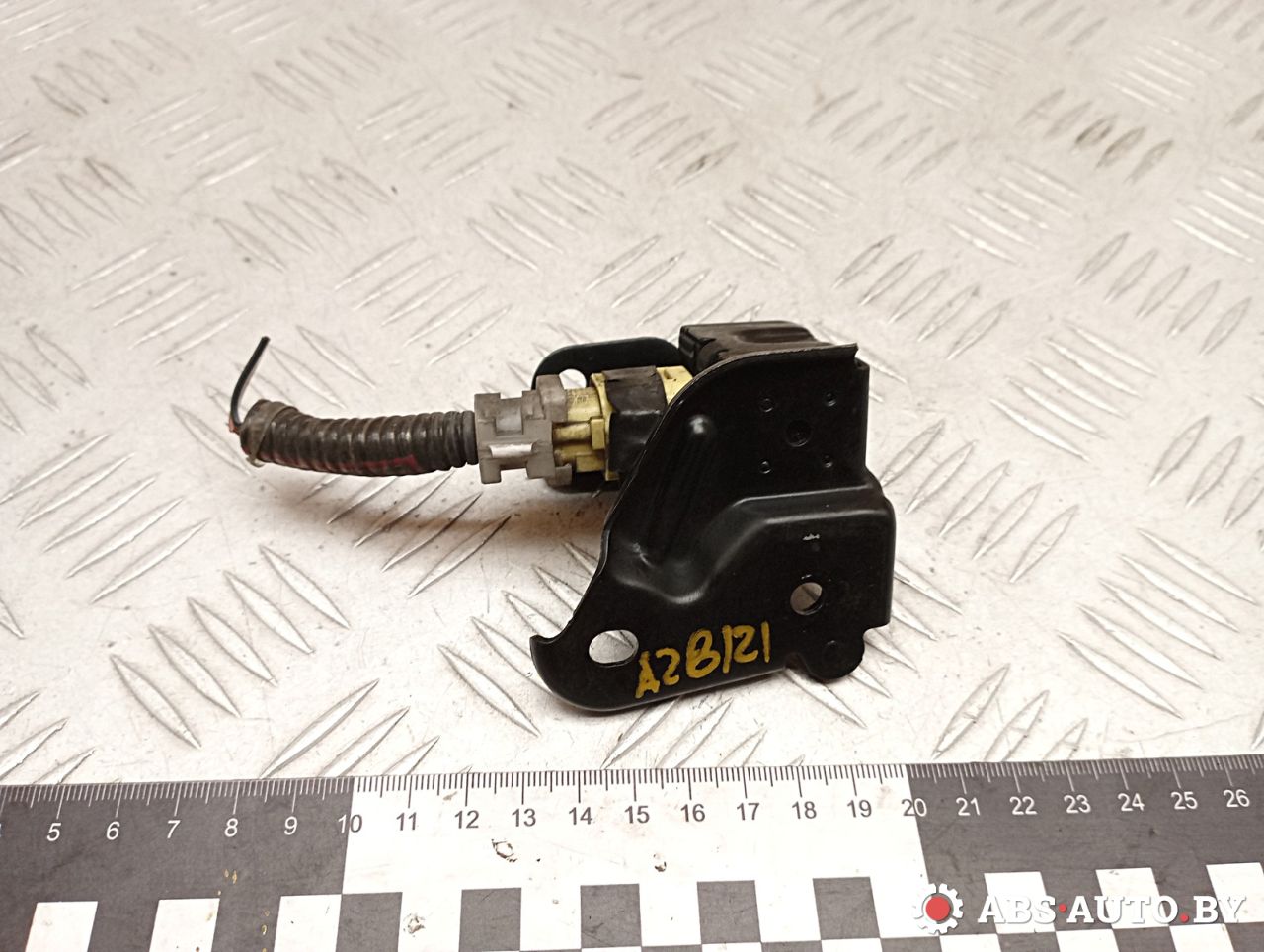 датчик удара Toyota RAV4 2 поколение (XA20) 2003, 2.0 л., 1CD-FTV, дизель, МКПП, внедорожник 5 дв., 8917342070, 1876004200 - фото №1