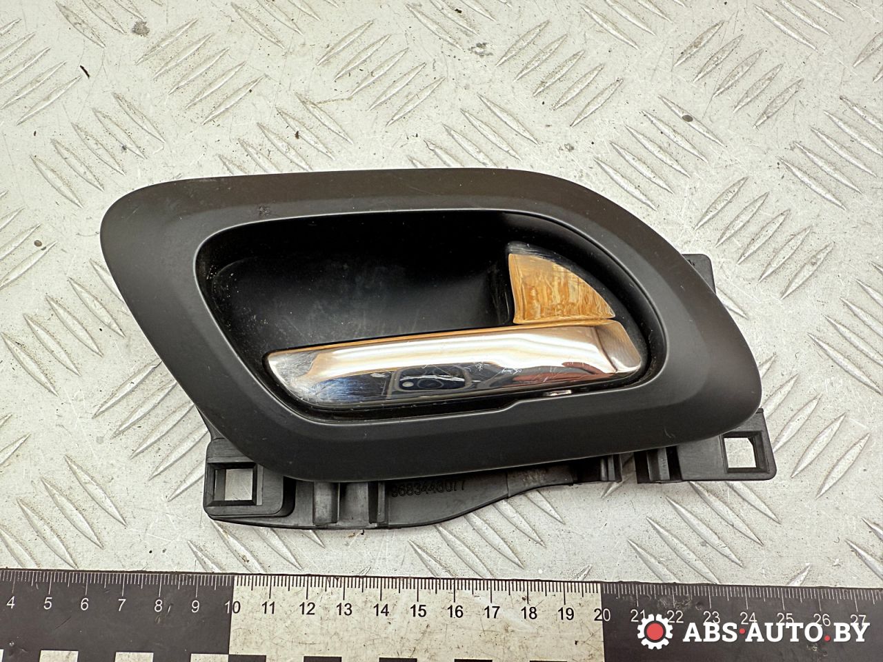 ручка внутренняя передняя правая Peugeot 3008 1 поколение 2012, 1.6 л., дизель, робот, передний привод, правый руль, 9683446577, 9683446077, 1904002 - фото №1