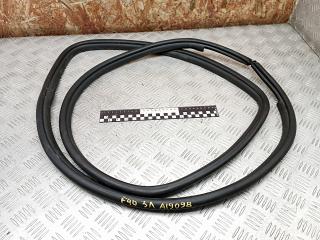 уплотнитель двери Toyota RAV4 3 поколение (XA30) 2008, 2.2 л., D-4D, 2AD-FTV, дизель, МКПП, внедорожник 5 дв.