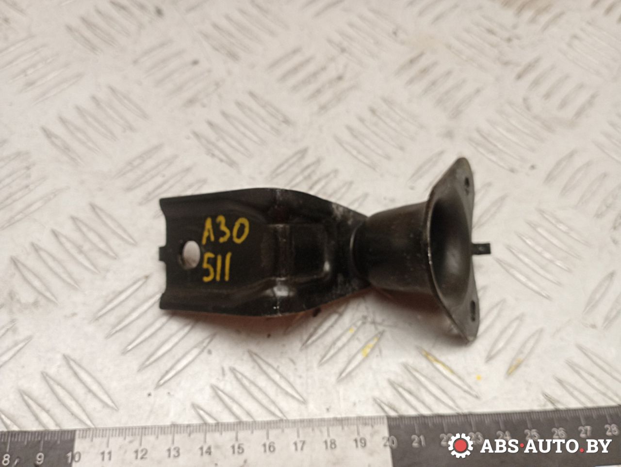 крепление сиденья Hyundai Lantra J2 1996, 1.6 л., G4GR, бензин, МКПП - фото №1