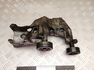 кронштейн компрессора кондиционера Hyundai Santa Fe 2 поколение [рестайлинг] 2011, 2.2 л., дизель, МКПП, правый руль, 252852F000