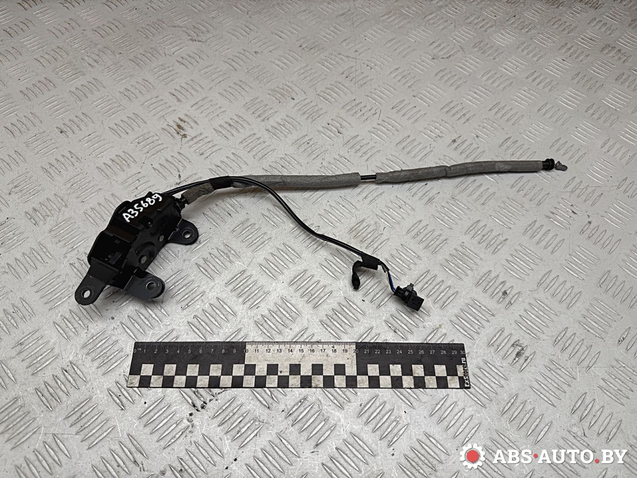 замок багажника Mini Cooper 2 поколение 2010, 1.6 л., N16 B16 A, бензин, кабриолет, правый руль, 51247195099 - фото №1