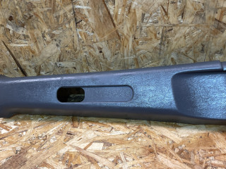 обшивка стойки центральной правой Toyota RAV4 2 поколение (XA20) 2003, 2.0 л., 1CD-FTV, дизель, МКПП, внедорожник 5 дв., 6241142030