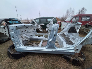 порог левый Citroen C5 1 поколение [рестайлинг] 2007, 1.6 л., дизель, МКПП, хетчбэк 5 дв.