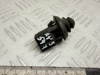 выключатель концевой (концевик) Renault Scenic 1 поколение (1996 - 1999), 1.6 л., K7M 702, бензин, МКПП, 7700831090