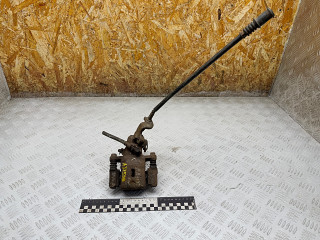 суппорт задний правый Hyundai Lantra 2 поколение [рестайлинг] 1999, 1.6 л., бензин