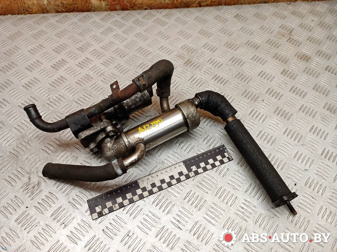 клапан EGR Hyundai H-1 Grand Starex 2011, 2.5 л., дизель, МКПП, 284804A480, 284104A470 - фото №1