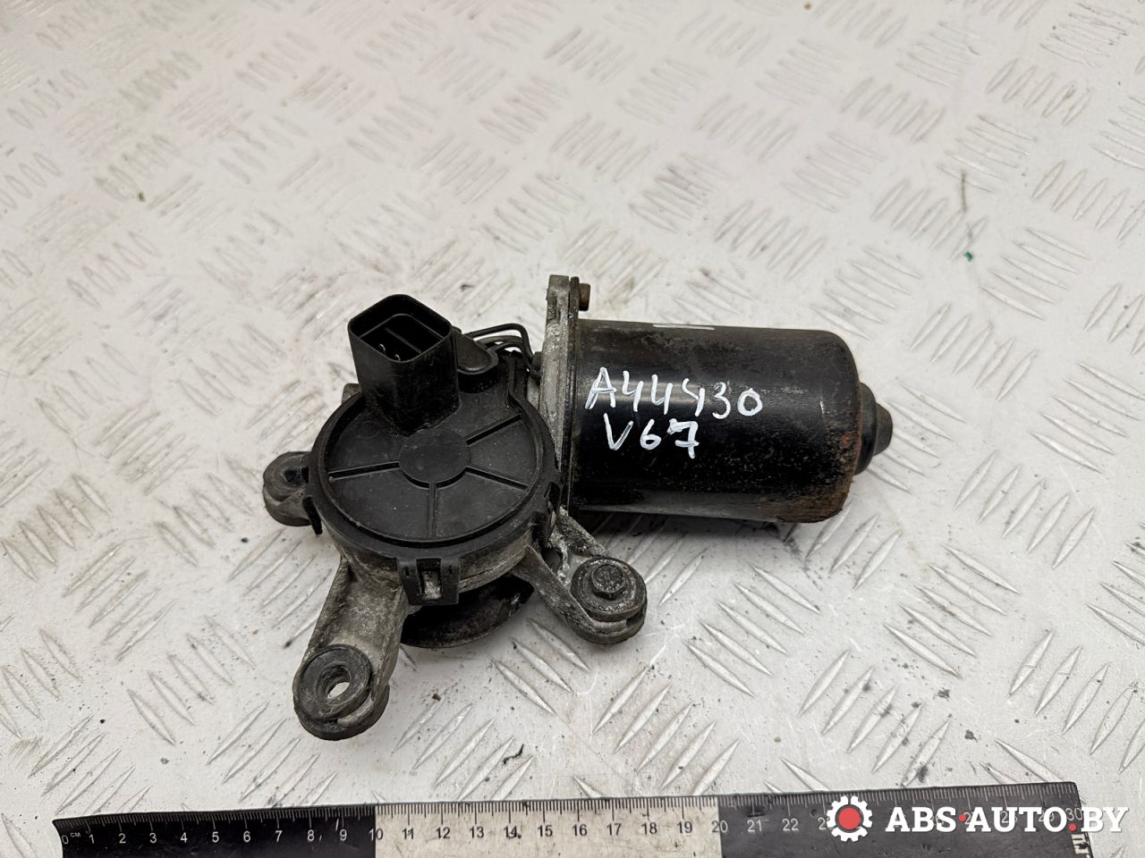 моторчик передних стеклоочистителей (дворников) Hyundai Terracan 1 поколение HP 2003, 2.9 л., дизель, МКПП, внедорожник 5 дв., полный привод - фото №1