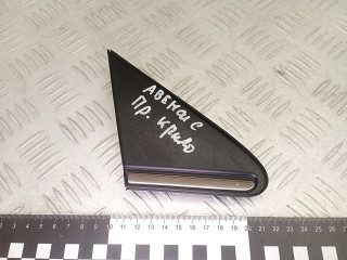 накладка крыла (уголок зеркала) переднего правая Toyota Avensis 2 поколение (T250) 2006, 2.0 л., X4009928