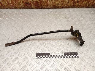 Кронштейн крепления бачка расширительного Toyota RAV4 3 поколение (XA30) 2006, 2.2 л., дизель, МКПП, внедорожник 5 дв.