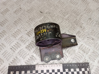 подушка крепления двигателя Mitsubishi Galant 7 поколение 1996, 2.0 л., бензин, 1M1319