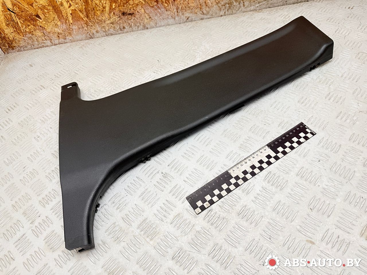 обшивка стойки центральной левой Mercedes-Benz GLK-Класс X204 2010, 2046907125 - фото №1