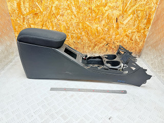 консоль салона Toyota RAV4 3 поколение (XA30) 2007, 2.2 л., 2AD-FTV, дизель, МКПП, внедорожник 5 дв., 5881142030, 5562542020, 5562542010