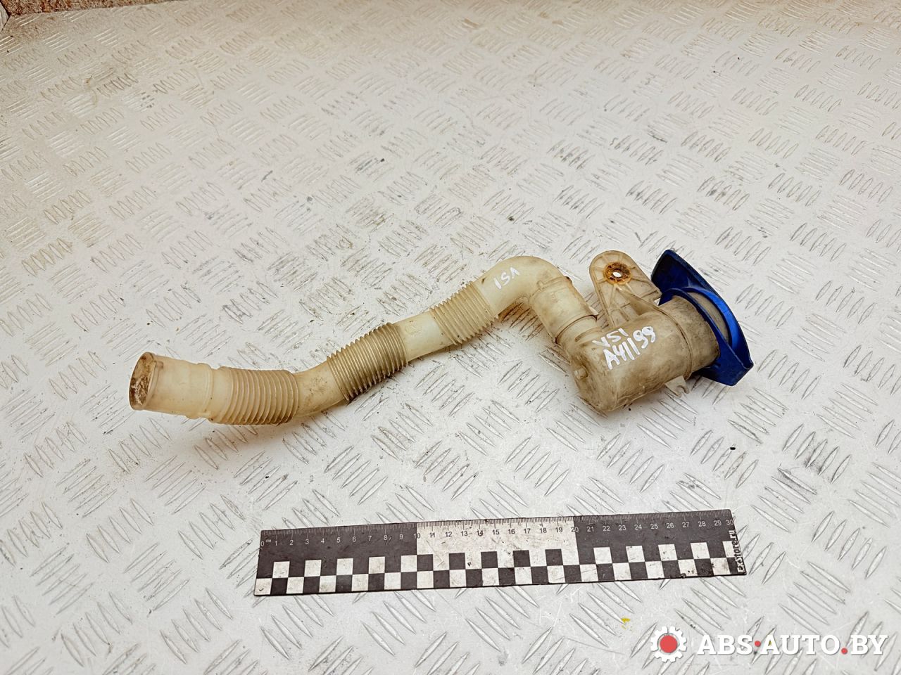 горловина бачка омывателя Skoda Octavia 2 поколение (A5) 2006, 1.9 л., BXE, дизель, МКПП, универсал, 1K0955453S, 1K0955455 - фото №1