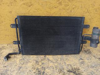 радиатор кондиционера Volkswagen Bora 1 поколение 2004, 1.6 л., бензин, МКПП, седан, 1J0820411D