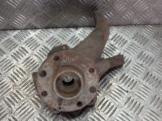 ступица передняя правая Opel Corsa B 1996