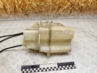 бачок омывателя Volvo V70 2 поколение [рестайлинг] 2007, 2.4 л., D 5244 T4, дизель, АКПП, универсал, 30655661