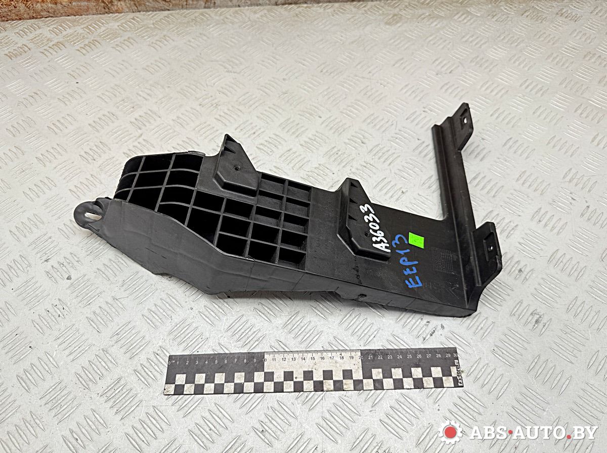 Крепление бампера заднего Peugeot 3008 1 поколение 2012, 1.6 л., дизель, робот, передний привод, правый руль, 9685935280 - фото №1