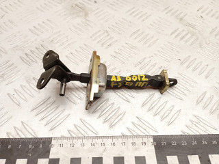 ограничитель открывания двери Toyota RAV4 2 поколение (XA20) 2003, 2.0 л., 1CD-FTV, дизель, МКПП, внедорожник 5 дв.