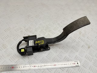 педаль Hyundai Terracan 1 поколение [рестайлинг] 2004, 2.9 л., дизель, АКПП, внедорожник 5 дв., полный привод, ZJKPHL082, 10730006