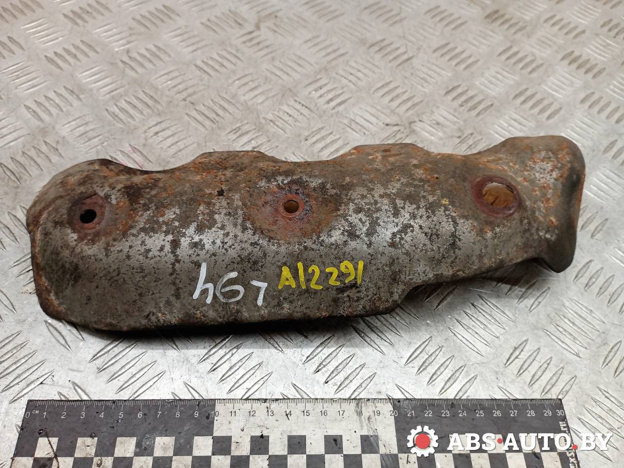 защита (экран) выпускного коллектора Hyundai H-1 Grand Starex 2011, 2.5 л., дизель, МКПП - фото №1