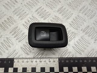кнопка стеклоподъемника двери задней Mercedes-Benz A W169 2 поколение (2004-2008) 2008, 2.0 л., OM 640.942, дизель, МКПП, хетчбэк 5 дв., правый руль, A2518200510, 03128150, 9051679300, 2518200510
