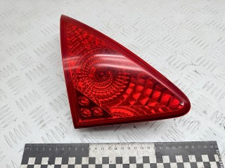 фонарь крышки багажника левый Peugeot 3008 1 поколение 2012, 1.6 л., 9HR (DV6C), дизель, робот, 9683461080, 26039010