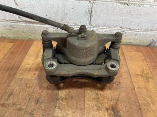 суппорт передний левый Nissan X-Trail T32 2014, 1.6 л., R9M, дизель, МКПП, полный подключаемый привод, правый руль