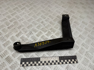 Крепление бампера заднего Volkswagen Touareg 1 поколение 2006, 2.5 л., BAC, дизель, МКПП, внедорожник 5 дв., 7L6807862