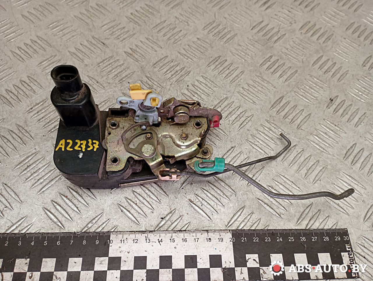 замок двери передней левой Chrysler Voyager 3 поколение 1998 - фото №1