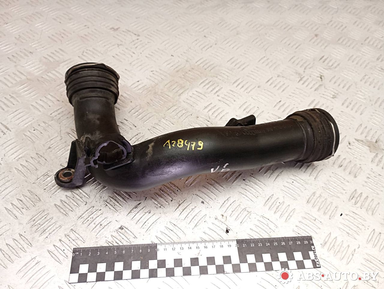 патрубок интеркулера Volkswagen Passat B6 2007, 2.0 л., дизель, АКПП, универсал, 038906051C, 1K0145762AD, 1K0145770D, 0281002401 - фото №1