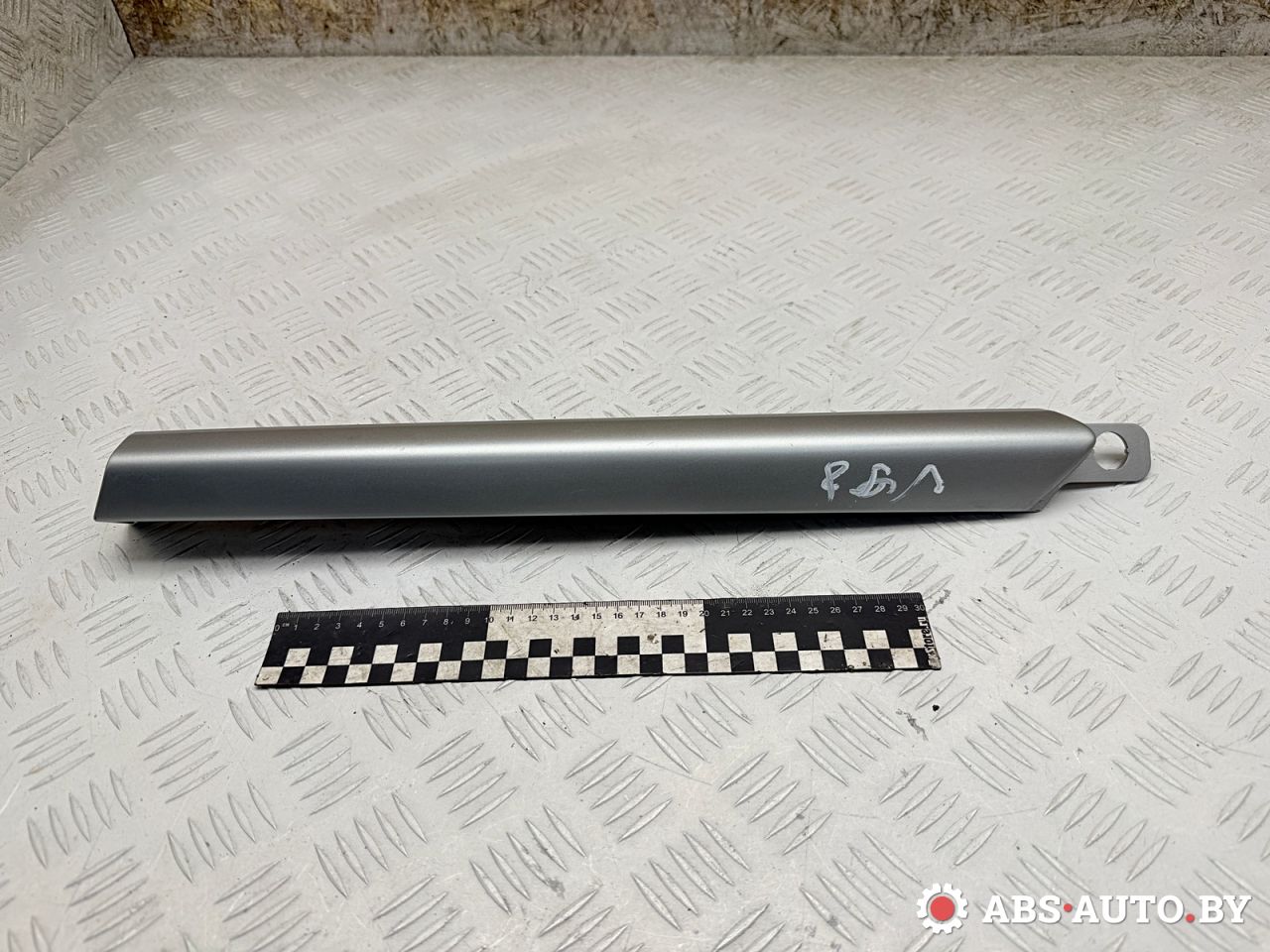 накладка на торпедо (консоль) Opel Astra H 2007, 1.6 л., Z 16 XER, бензин, МКПП, купе, 13116934, 331985437 - фото №1