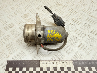 насос вакуумный Volvo V50 1 поколение [рестайлинг] 2008, 2.4 л., B 5244 S4, бензин, МКПП, универсал, 30793023