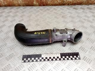 патрубок интеркулера Volvo S60 1 поколение 2004, 2.4 л., дизель, АКПП, седан, 08631538