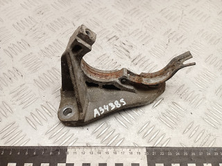 кронштейн полуоси Renault Megane 3 поколение 2010, 1.5 л., K9K J 836, дизель, МКПП, хетчбэк 3 дв., правый руль, 8200371715E, 8200371715