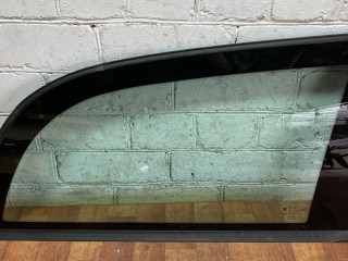 стекло кузовное боковое правое Opel Omega B (1994 - 1999), универсал