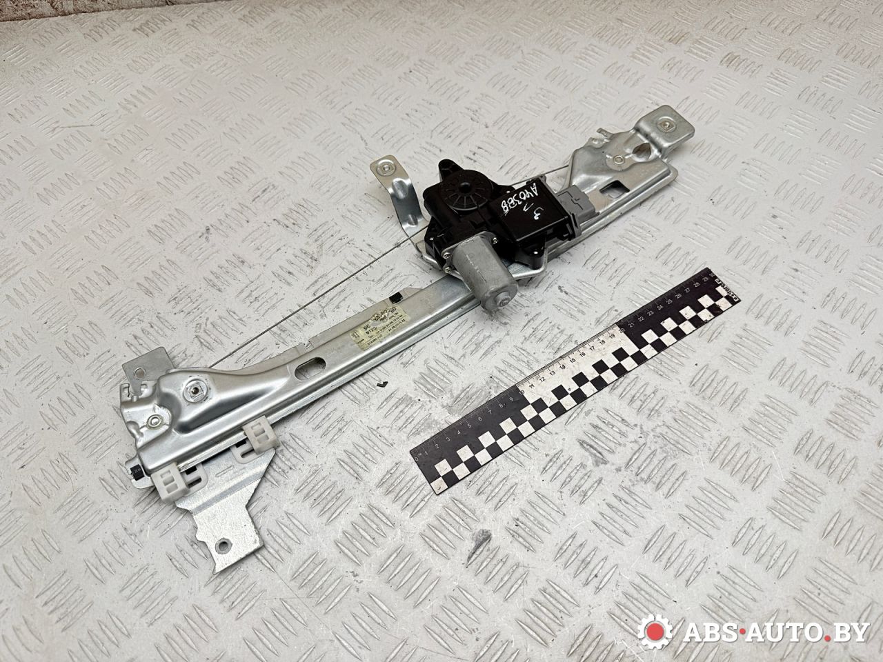 стеклоподъемник электрический задний левый Peugeot 3008 1 поколение 2011, 2.0 л., RHH (DW10CTED4), дизель, робот, 9682808780, 912027105, 912358101 - фото №1