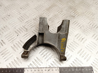 кронштейн топливного фильтра Peugeot 607 1 поколение 2002, 2.2 л., 4HX (DW12TED4/FAP), дизель, седан, 9642089680