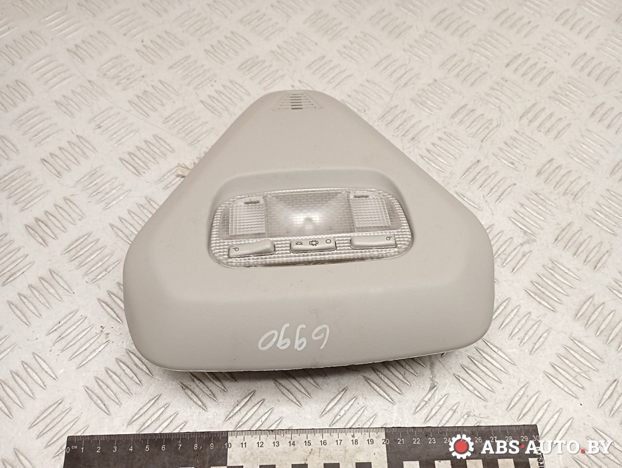 фонарь салона (плафон) Citroen C4 Picasso 1 поколение 2011, 1.6 л., 9HZ (DV6TED4), дизель, правый руль, 9680713880, 9654313577 - фото №1