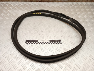 уплотнитель двери Hyundai Santa Fe 2 поколение [рестайлинг] 2011, 2.2 л., дизель, МКПП, правый руль