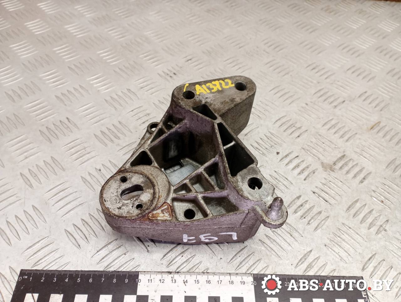 кронштейн двигателя Renault Scenic 1 поколение 1999, 2.0 л., бензин, МКПП, 7700840950 - фото №1