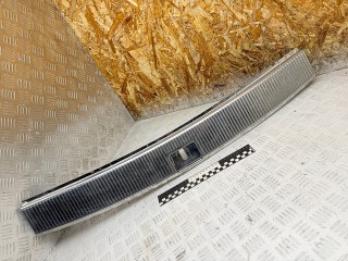 накладка внутренняя на заднюю панель кузова Volkswagen Touareg 1 поколение 2006, 3.0 л., BKS, дизель, АКПП, внедорожник 5 дв., полный привод, 7L6863459B