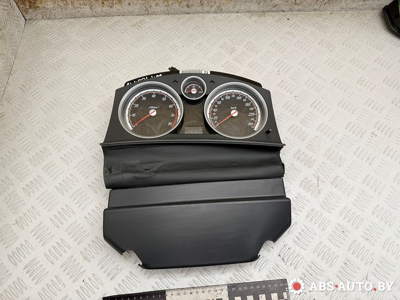 щиток приборов (приборная панель) Opel Astra H 2007, 1.6 л., Z 16 XER, бензин, МКПП, купе, 13225973, 3164392, 13186374 - фото №1