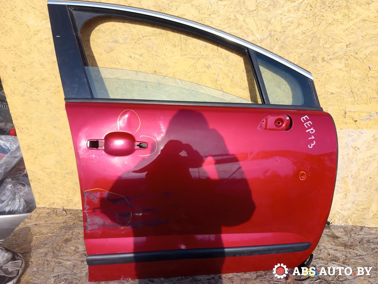 дверь передняя правая Peugeot 3008 1 поколение 2012, 1.6 л., дизель, робот, передний привод, правый руль - фото №1