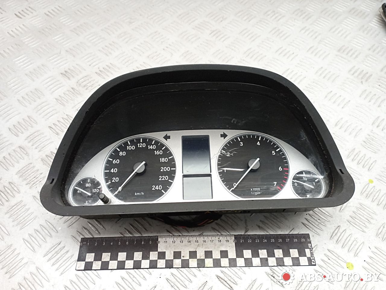 щиток приборов (приборная панель) Mercedes-Benz B-Класс W245 2006, 1.5 л., M 266.920, бензин, МКПП, правый руль, 1031098101, A1695403948, A1695409011, A1694421521 - фото №1