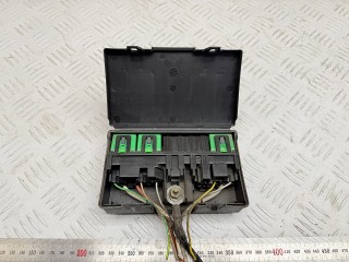 блок реле Peugeot 607 1 поколение 2001, 2.2 л., 4HX (DW12TED4/FAP), дизель, МКПП, седан, 9632229480, 97086100, 318403
