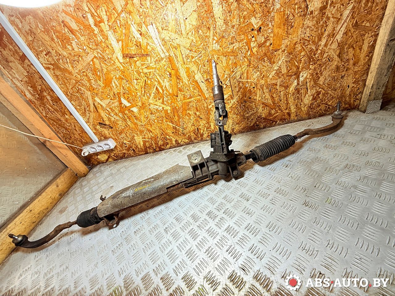 рулевая рейка Volvo S80 1 поколение 2003, 2.4 л., бензин, АКПП, седан, 6820000015, 9492857, 30723784, 30778111, 31202966, 3524288, 3524381, 36050361, 81111734, 8251746, 8251753, 8492853, 8601755, 8601943, 8602415, 8602502, 8602749, 8602751, 8602830, 863616, 8638614, 8638618, 8649325, 8671231, 8671234, 8671239, 8671243, 8671245, 8671247, 8684272, 9157048, 9173029, 91730291, 9173137, 9173490, 9185272, 9209982, 9461279, 9485268, 9485270, 9492841, 9492845, 9492849, 9492853, 9492861, 9492883 - фото №1