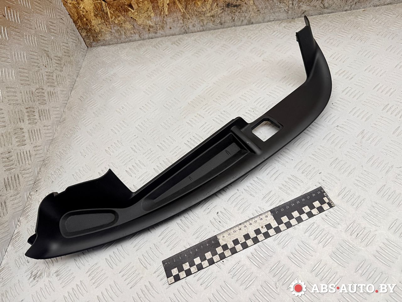 накладка на торпедо (консоль) Renault Scenic 3 поколение 2010, 1.9 л., F9Q 872, дизель, МКПП, минивэн, 682406857R - фото №1