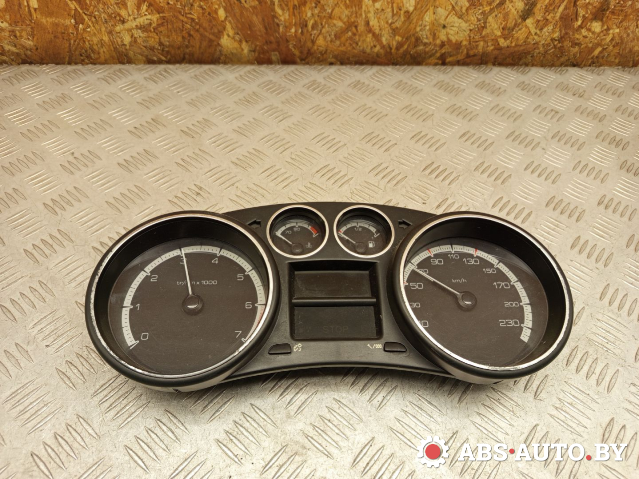 щиток приборов (приборная панель) Peugeot 308 T7 2009, 1.6 л., EP6, бензин, МКПП, передний привод, 9665107380, 503001550110 - фото №1